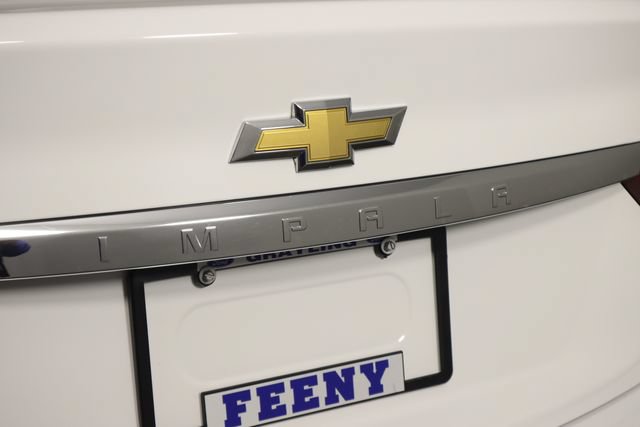 Used 2015 Chevrolet Impala LT FWD image 23