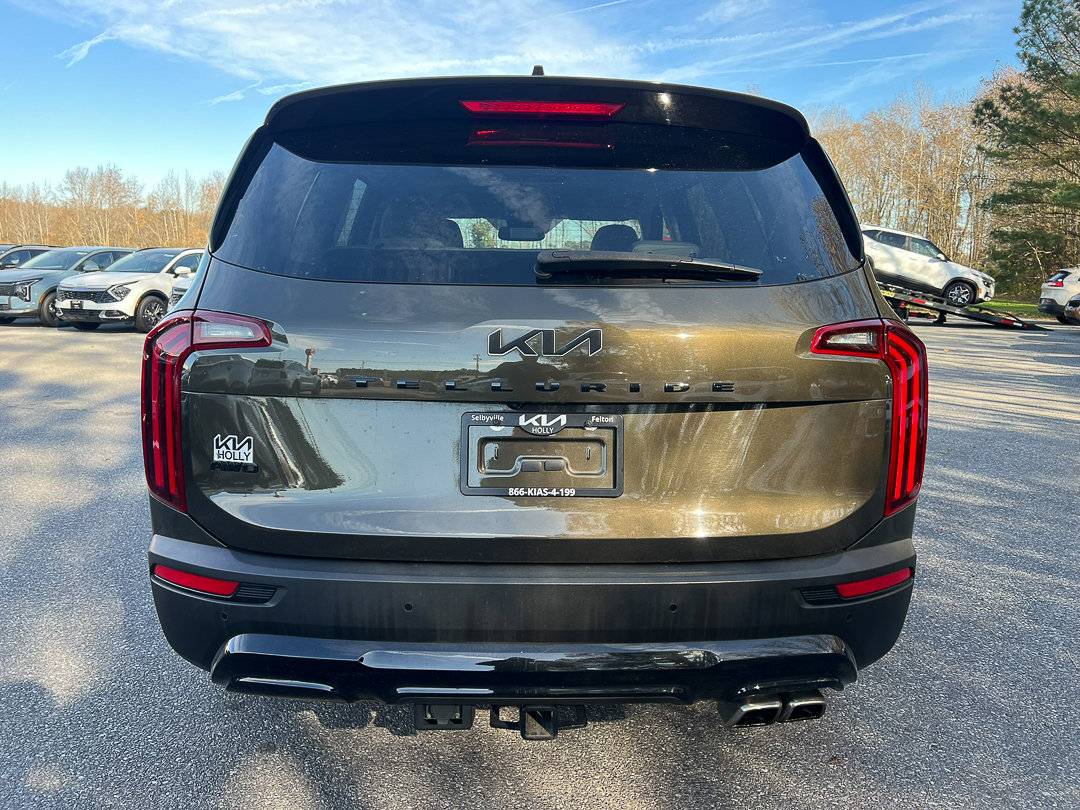 Used 2022 Kia Telluride SX w/ SX Prestige Package image 4