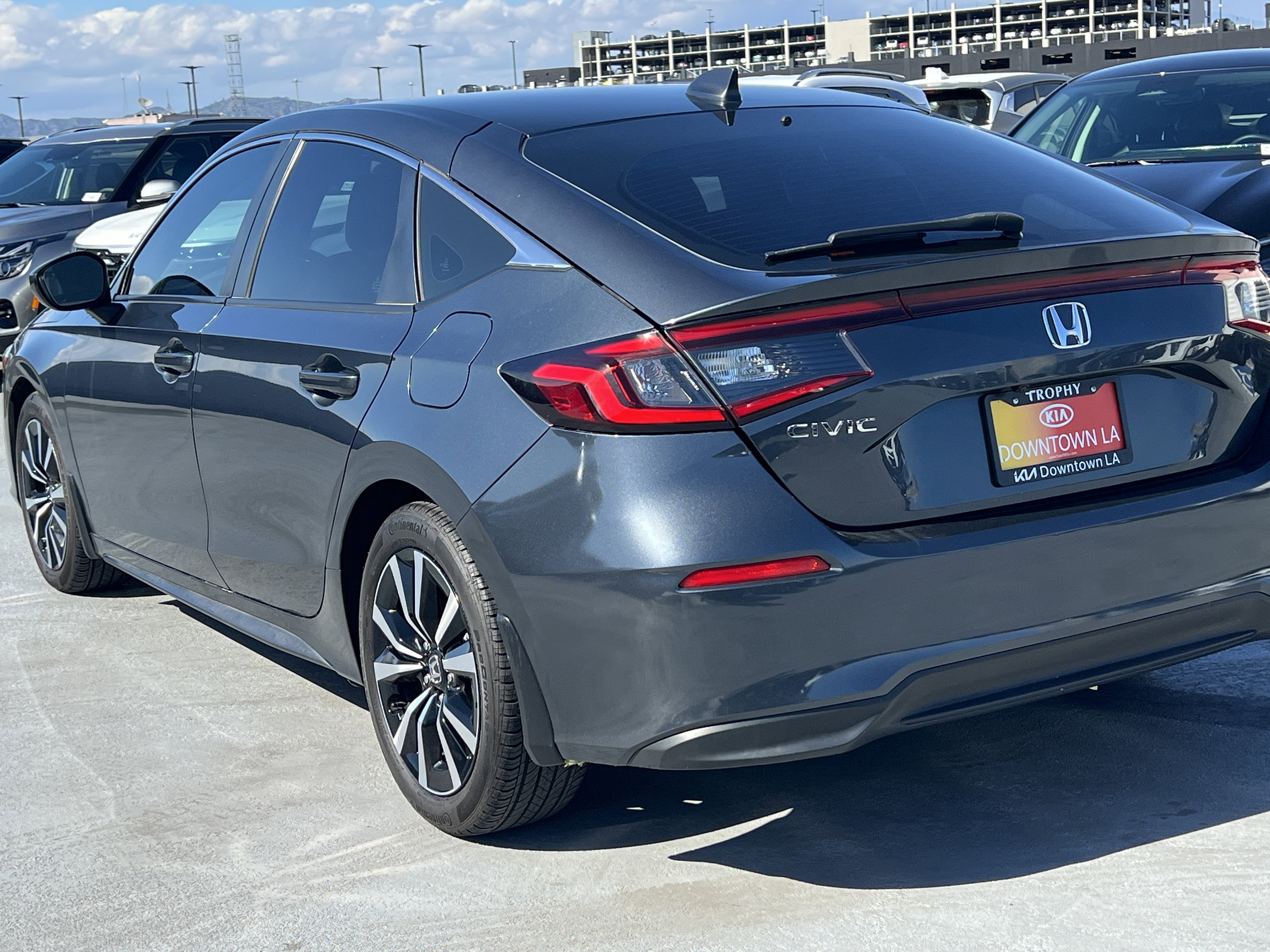 Used 2024 Honda Civic EX-L image 5