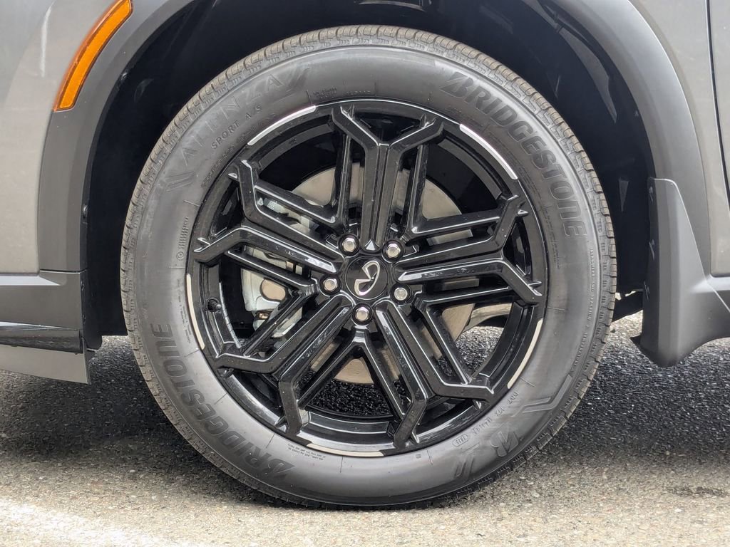 New 2026 INFINITI QX60 Sport image 9