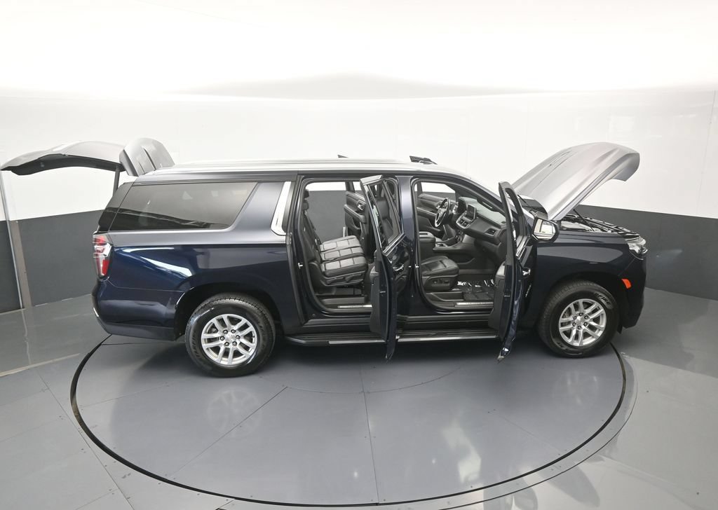 Used 2024 Chevrolet Suburban LT AWD/4WD image 71