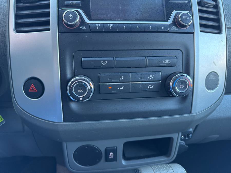 Used 2018 Nissan Frontier SV image 29