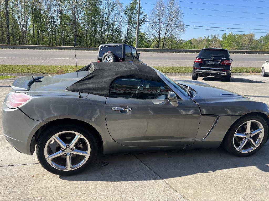 Used 2007 Saturn Sky Red Line image 13