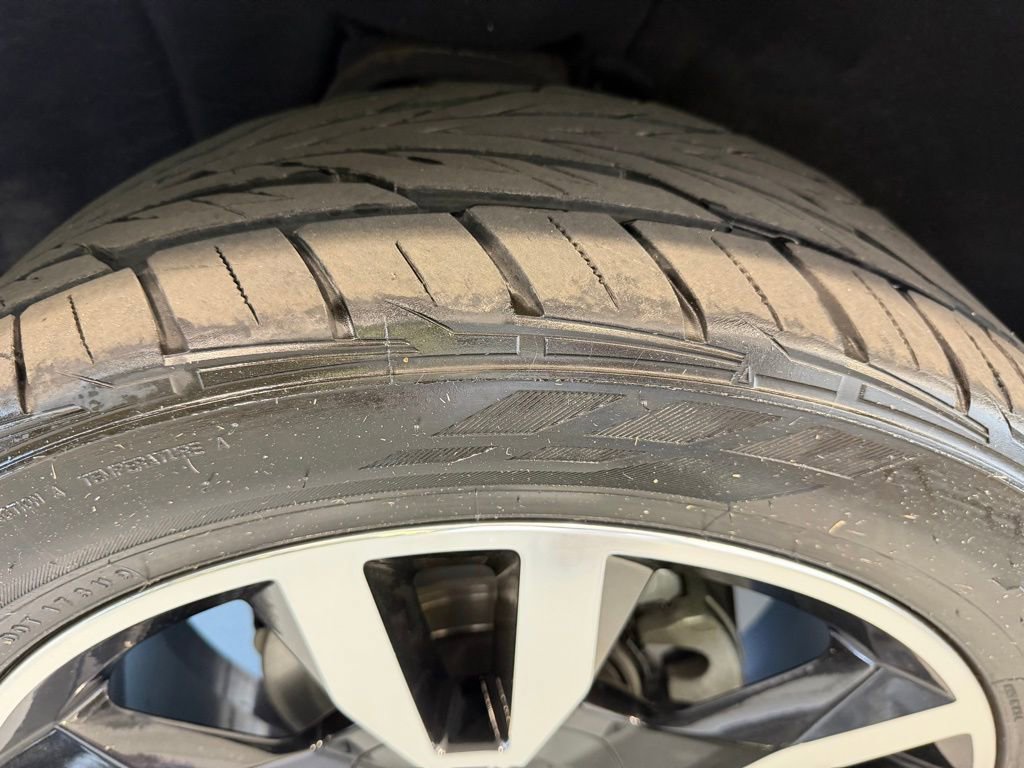 Used 2019 Chevrolet Tahoe Premier AWD/4WD image 36