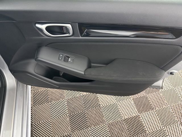 Certified 2022 Honda Civic EX image 25