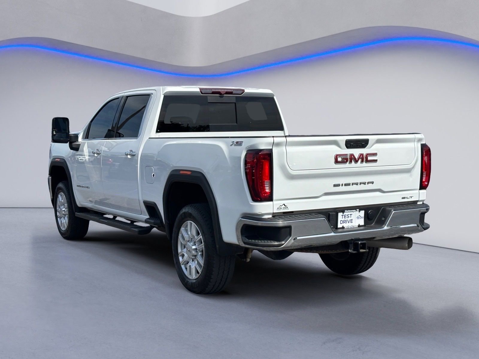 Used 2022 GMC Sierra 2500 SLT w/ SLT Convenience Package AWD/4WD image 3