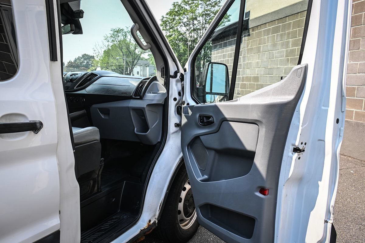 Used 2016 Ford Transit 350 XL RWD image 17