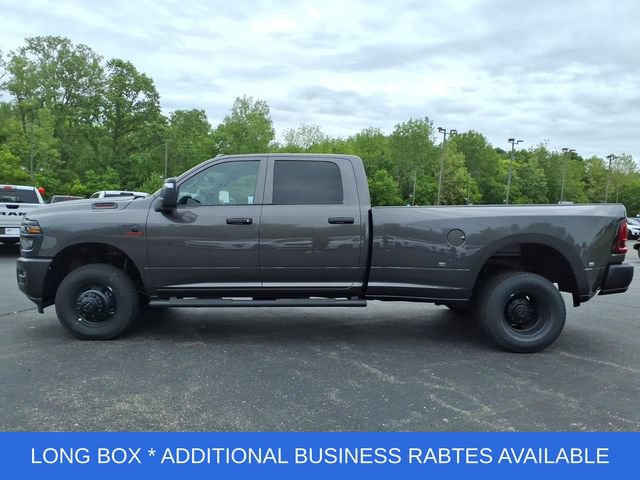 New 2026 RAM 3500 Tradesman AWD/4WD image 4
