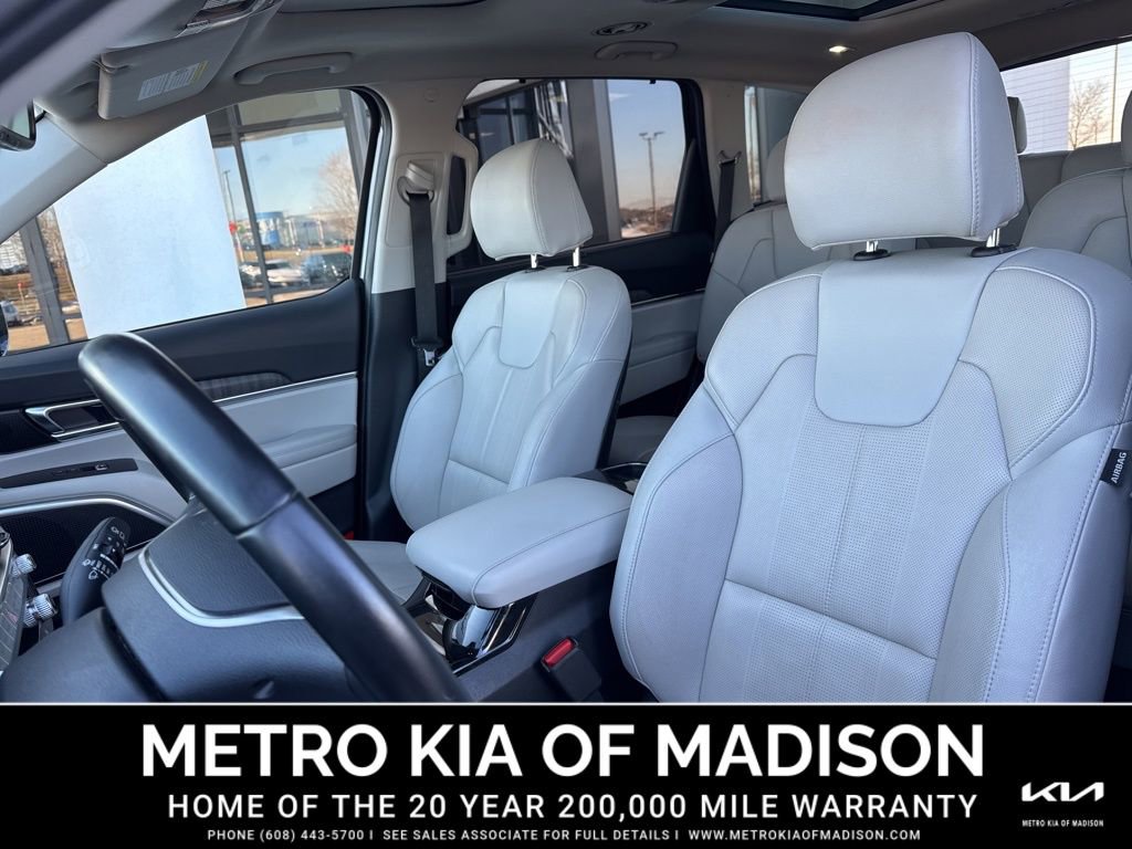 Used 2024 Kia Telluride SX image 16