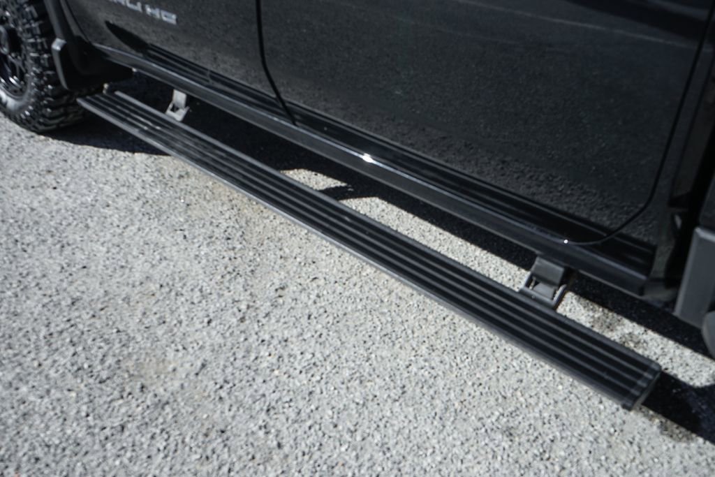 Used 2024 GMC Sierra 3500 Denali Ultimate image 6