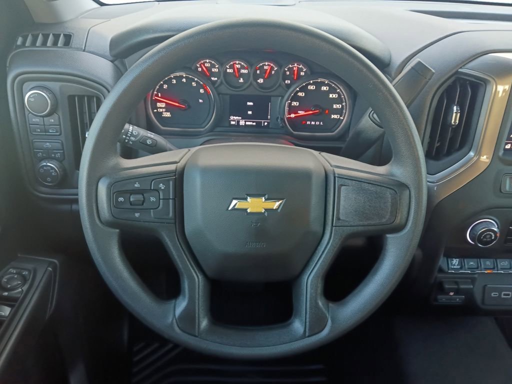 Used 2025 Chevrolet Silverado 1500 Custom w/ Turbomax Blackout Package image 21