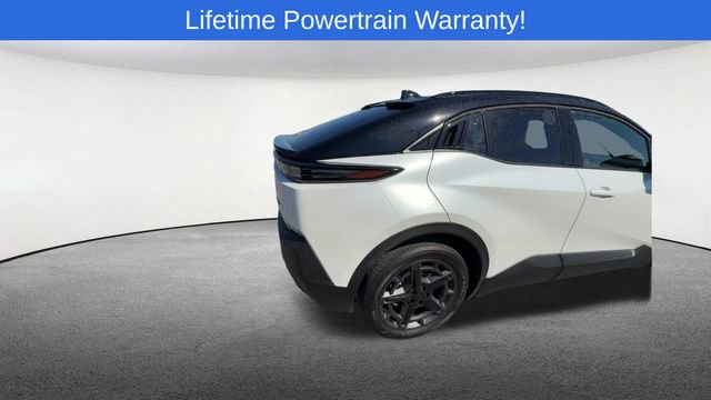 New 2026 Subaru Uncharted AWD image 8