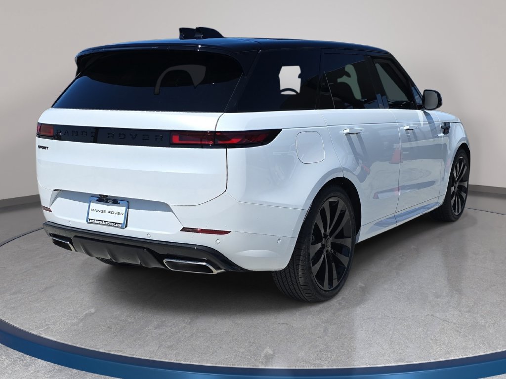 New 2026 Land Rover Range Rover Sport Dynamic SE AWD/4WD image 5