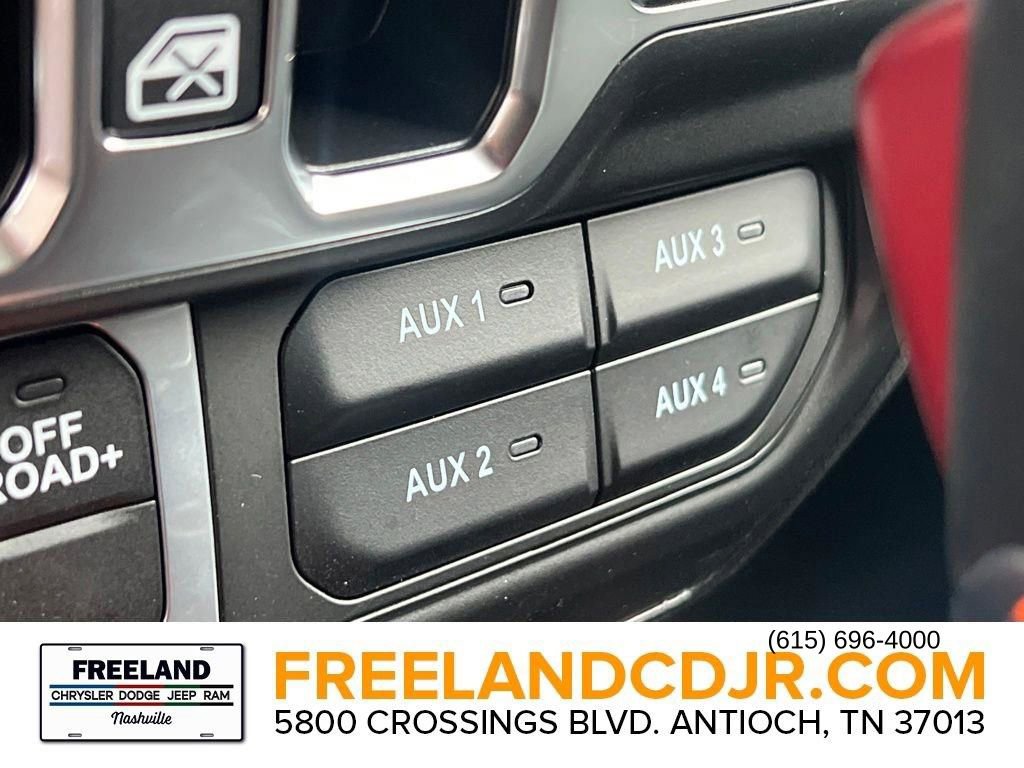 New 2025 Jeep Gladiator Willys image 19