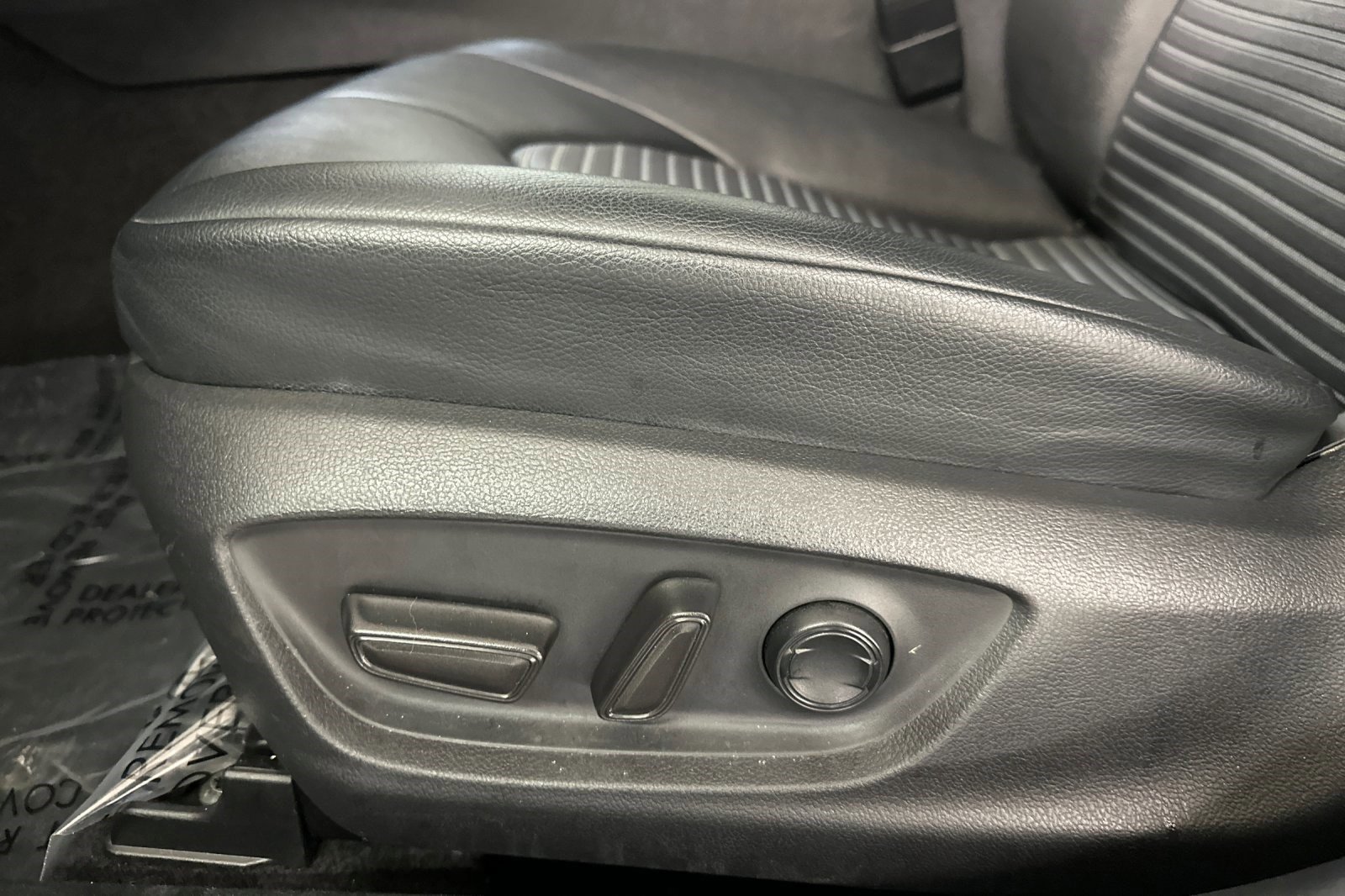 Used 2021 Toyota Camry SE image 14