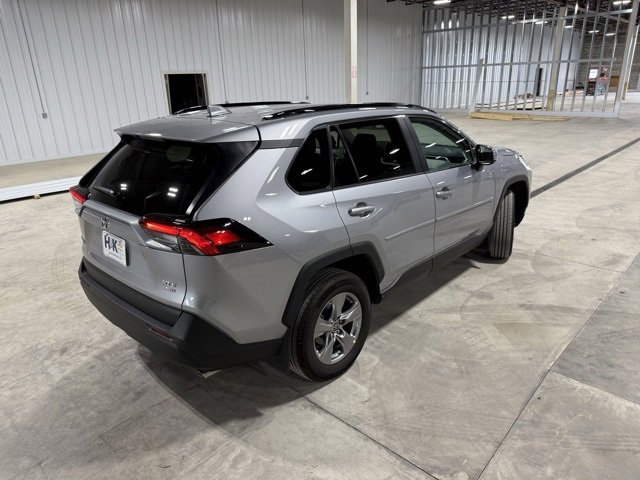 Used 2024 Toyota RAV4 XLE image 39