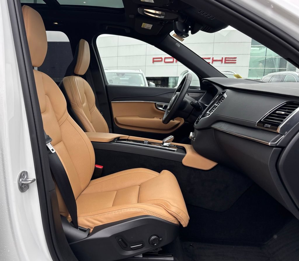 Certified 2024 Volvo XC90 B6 Ultimate AWD/4WD image 20