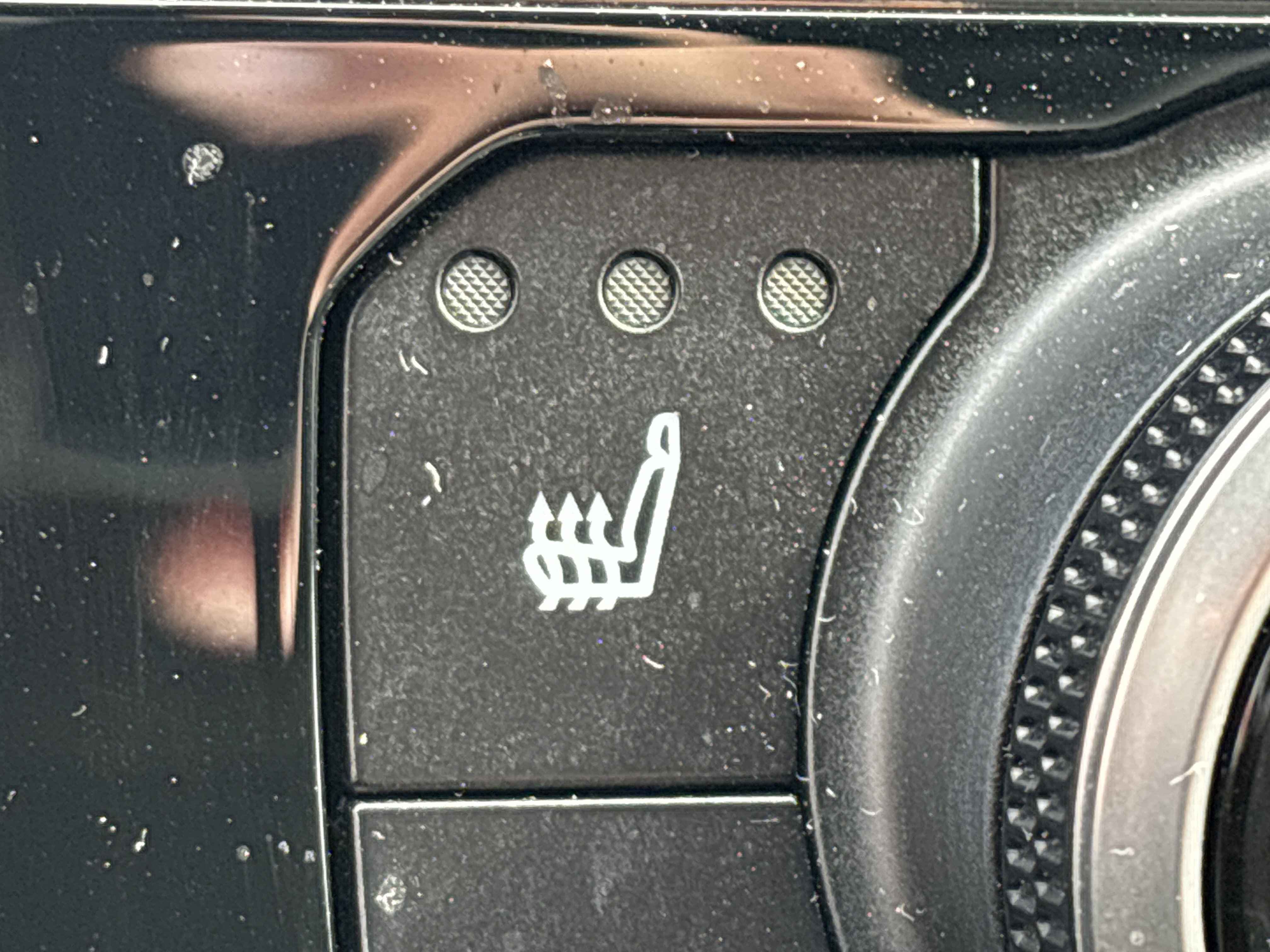 Used 2024 Toyota Highlander XLE image 29