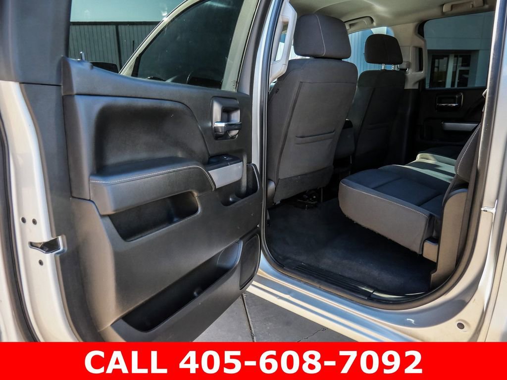 Used 2018 Chevrolet Silverado 1500 LT w/ Texas Edition AWD/4WD image 39