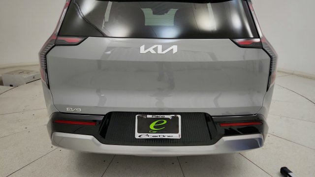 Used 2026 Kia EV9 Land AWD/4WD image 28
