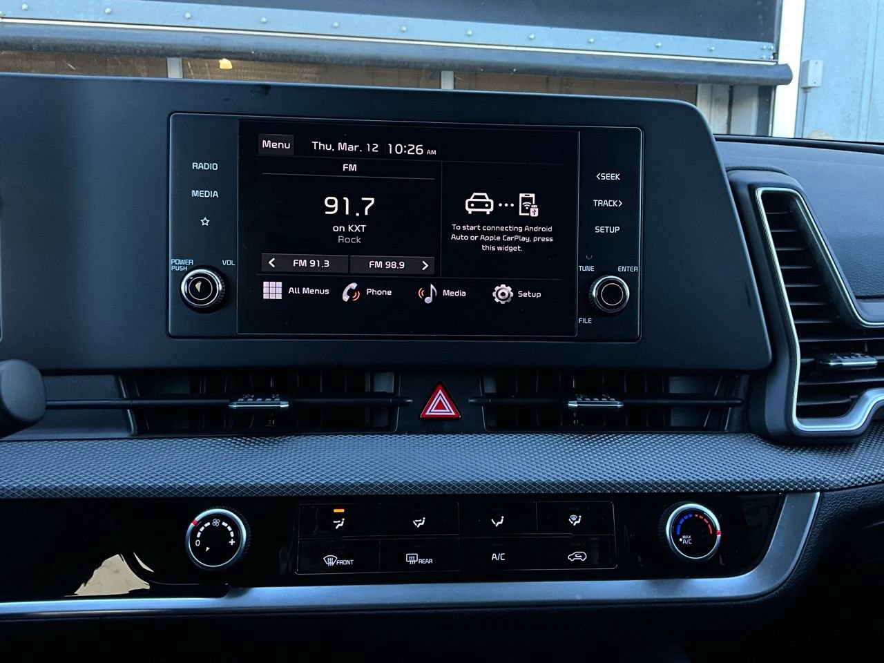 Used 2025 Kia Sportage LX image 24