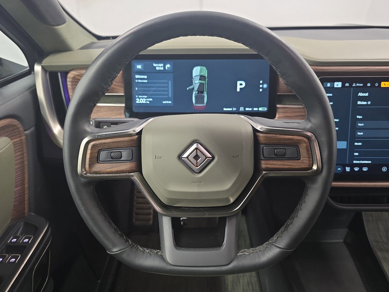 Used 2024 Rivian R1T Adventure AWD/4WD image 26