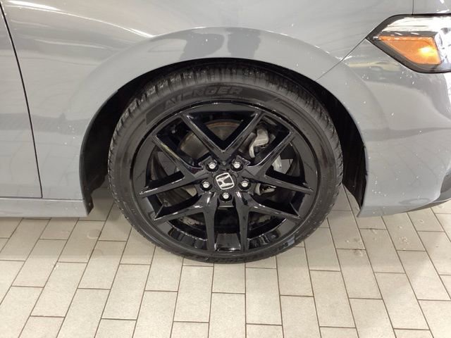 Used 2025 Honda Civic Sport image 25