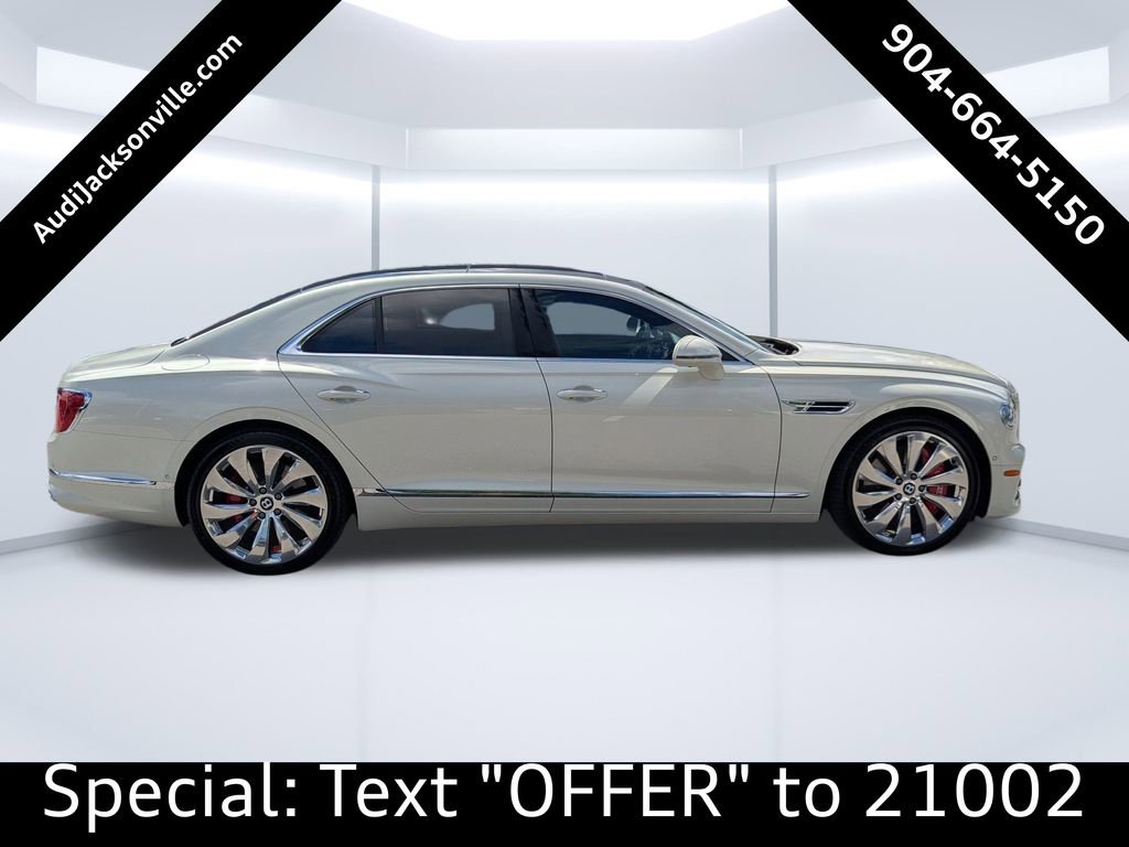 Used 2022 Bentley Flying Spur W12 image 2