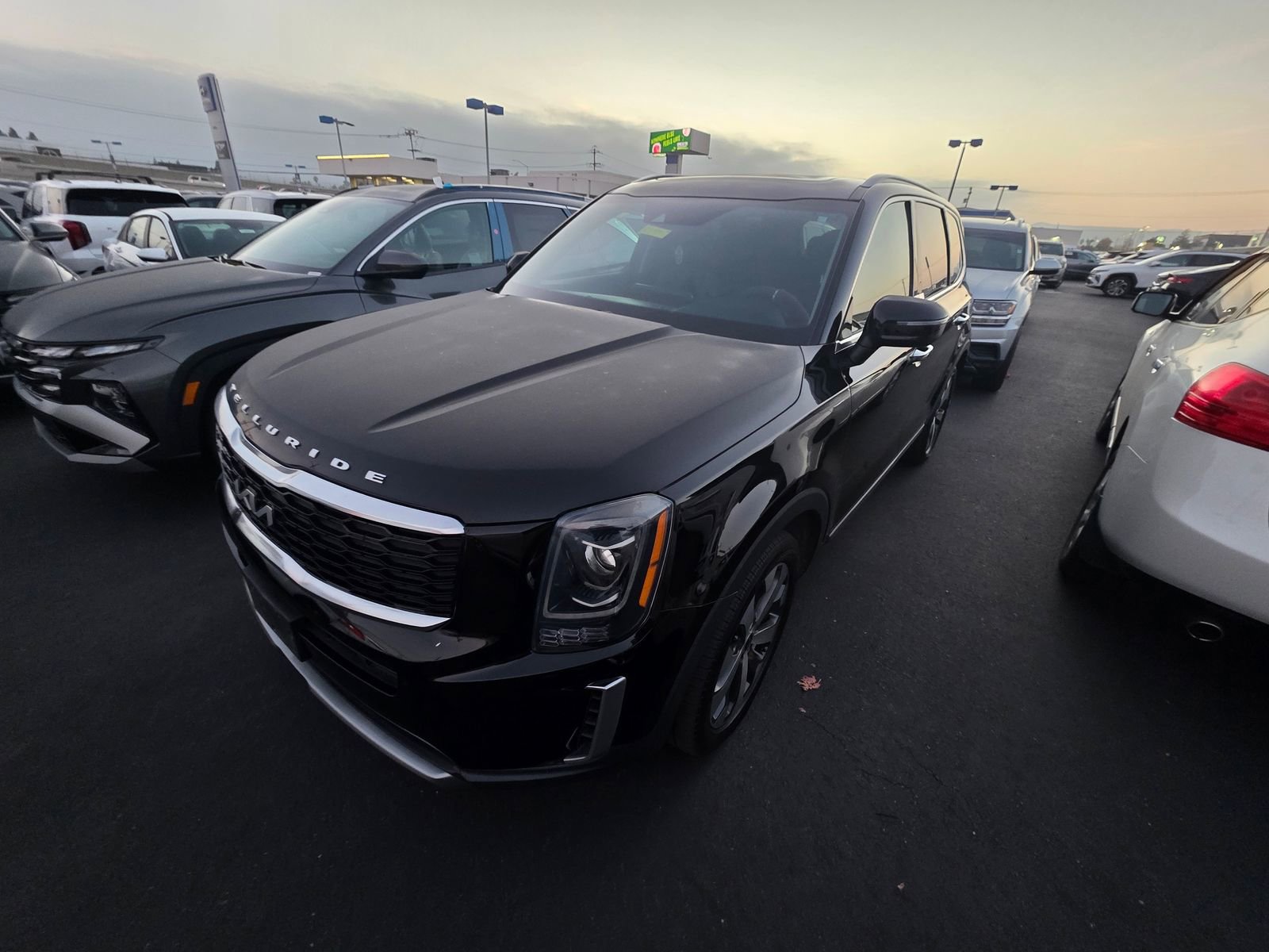 Used 2022 Kia Telluride S