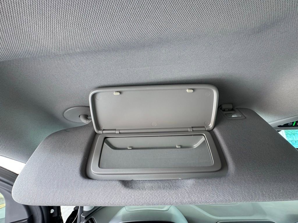 Used 2024 Chevrolet Equinox LS image 36