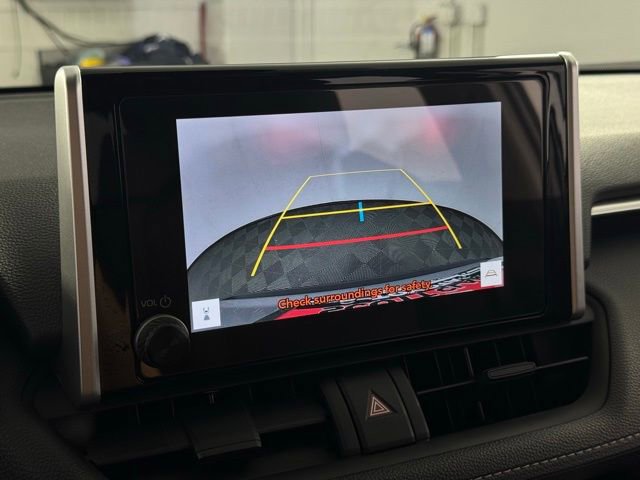 Used 2025 Toyota RAV4 XLE image 18