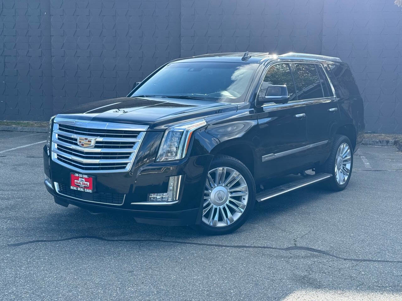 Used 2016 Cadillac Escalade Platinum AWD/4WD image 3