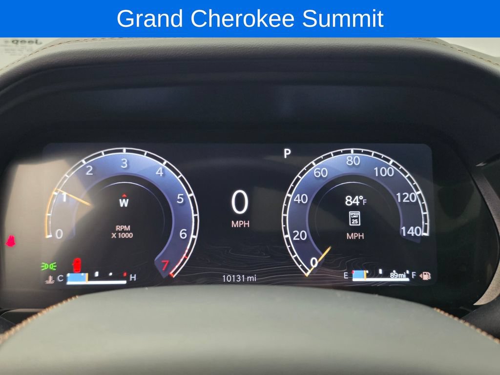 Used 2025 Jeep Grand Cherokee Summit w/ Obsidian Package AWD/4WD image 21