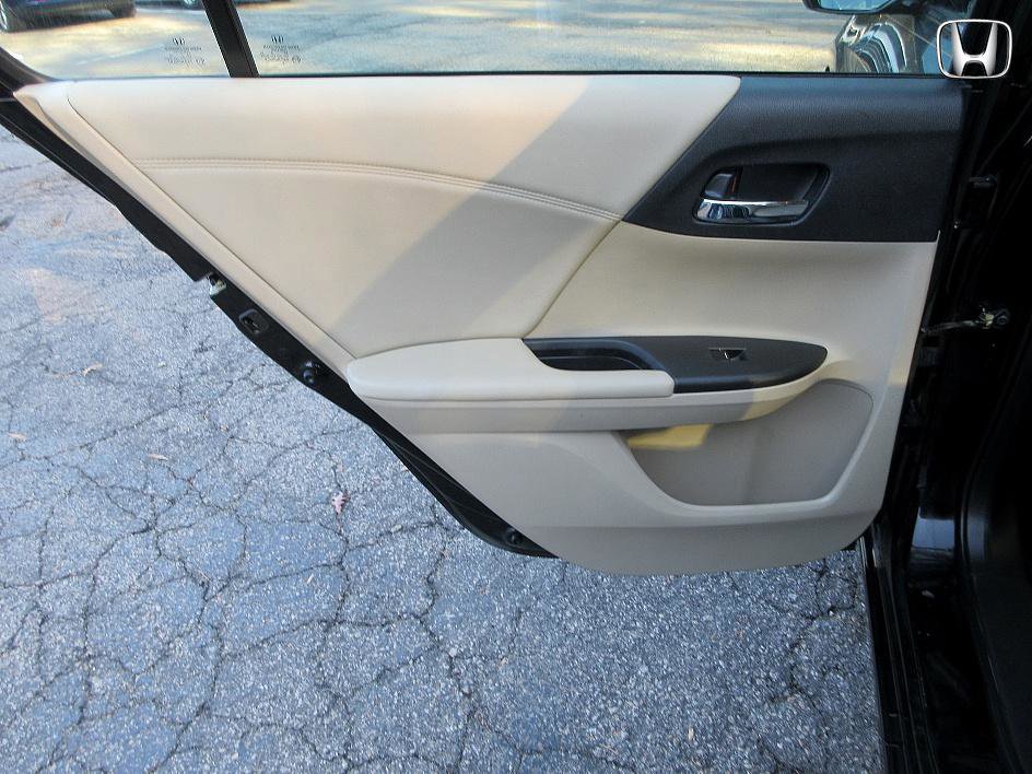 Used 2014 Honda Accord EX-L image 16