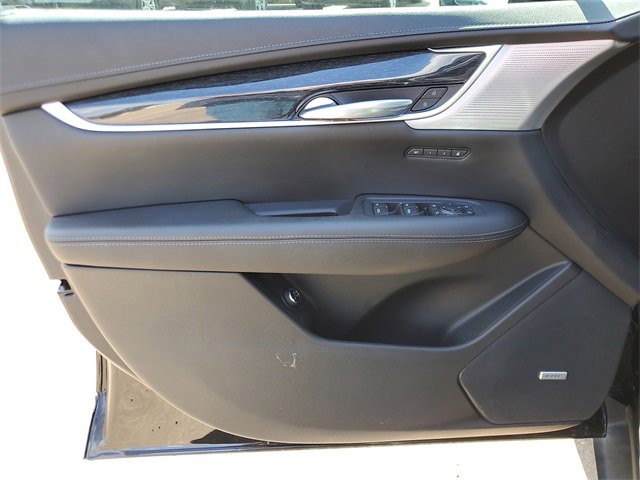 Used 2021 Cadillac XT5 Premium Luxury image 19