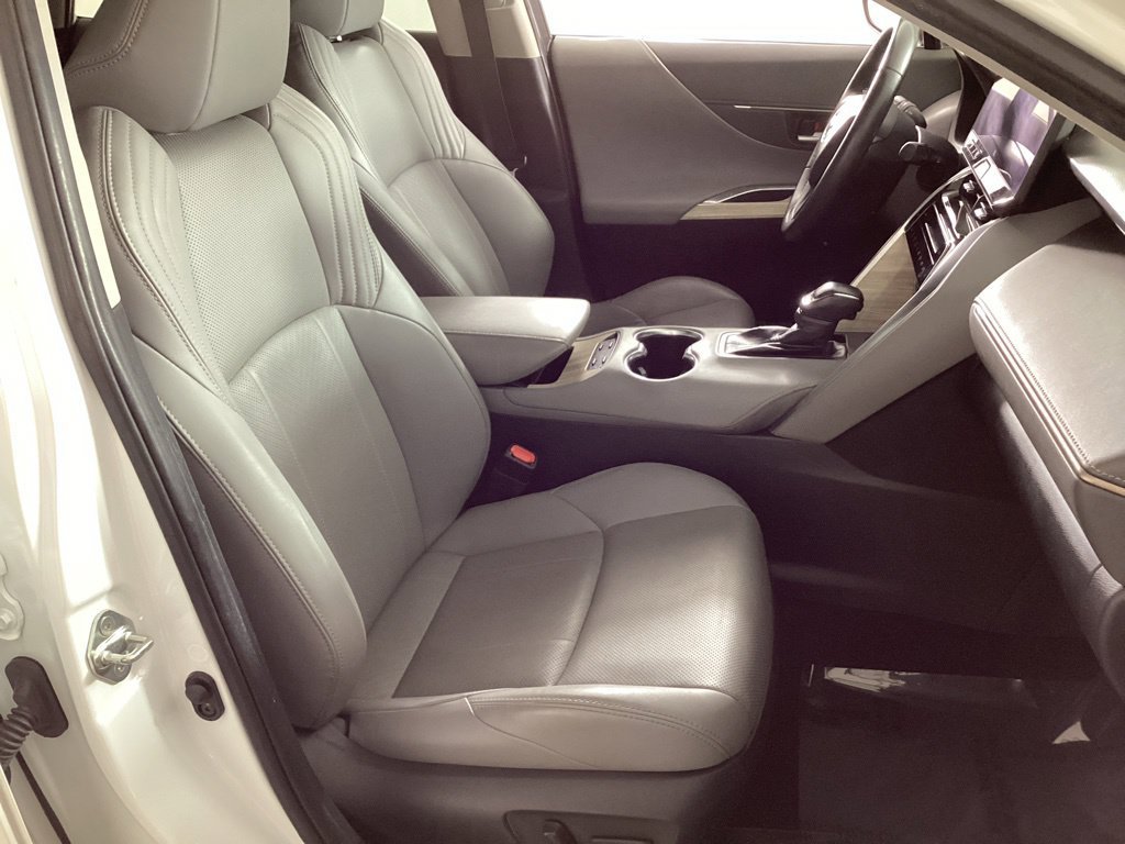 Used 2024 Toyota Venza Limited AWD/4WD image 20