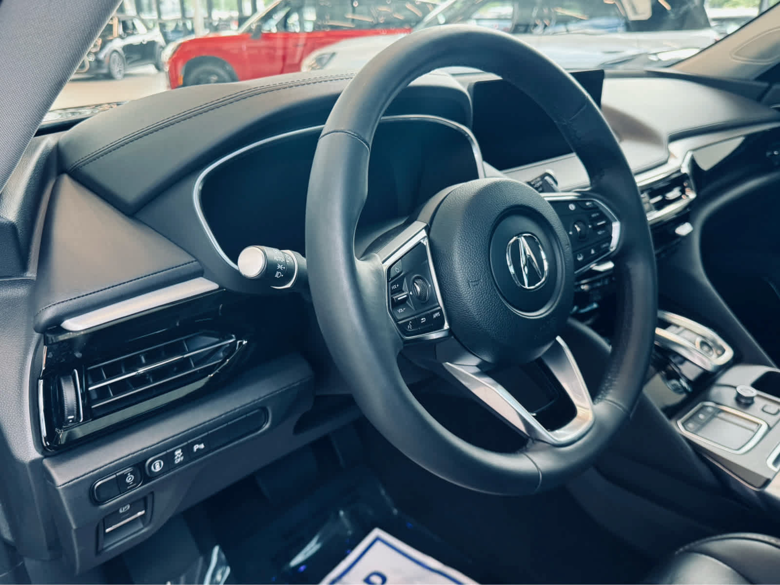 Used 2024 Acura MDX SH-AWD w/ Technology Package image 11