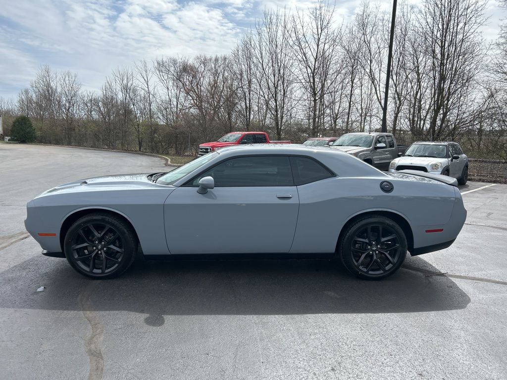 Used 2022 Dodge Challenger SXT w/ Blacktop Package image 4