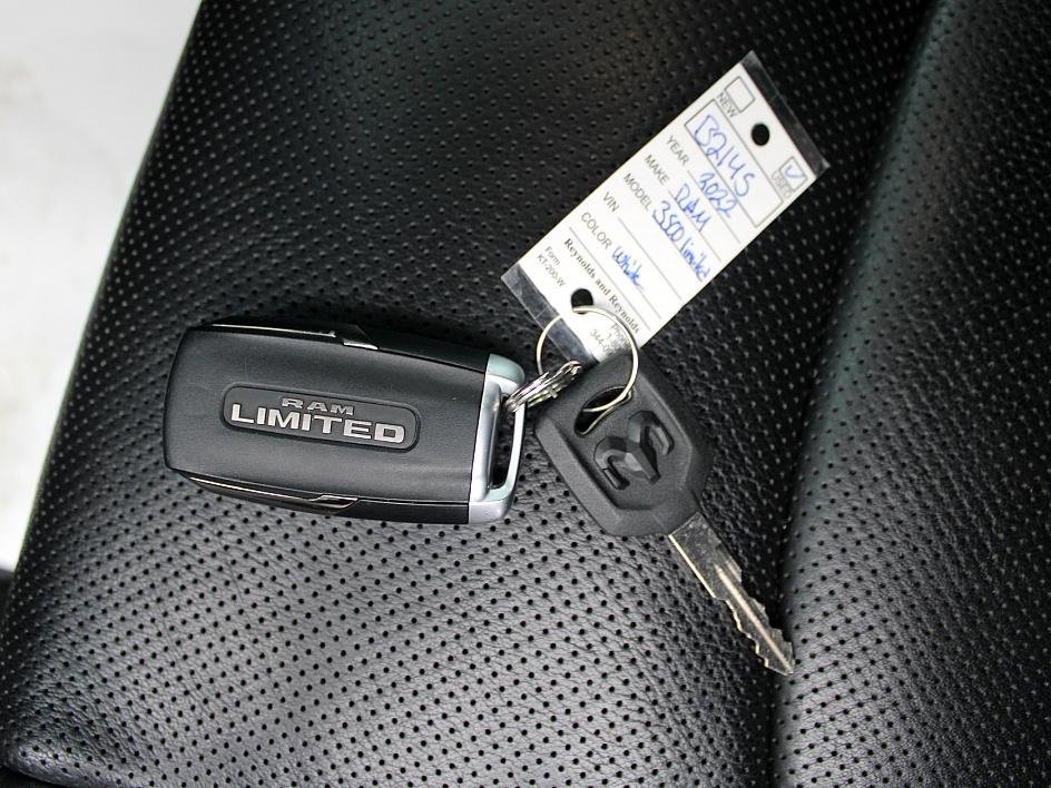 Used 2022 RAM 3500 Limited image 40