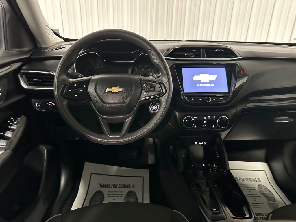 Used 2023 Chevrolet TrailBlazer LT w/ Convenience Package image 8