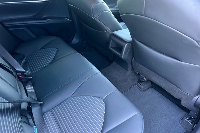 Used 2024 Toyota Camry SE w/ Convenience Package FWD image 17