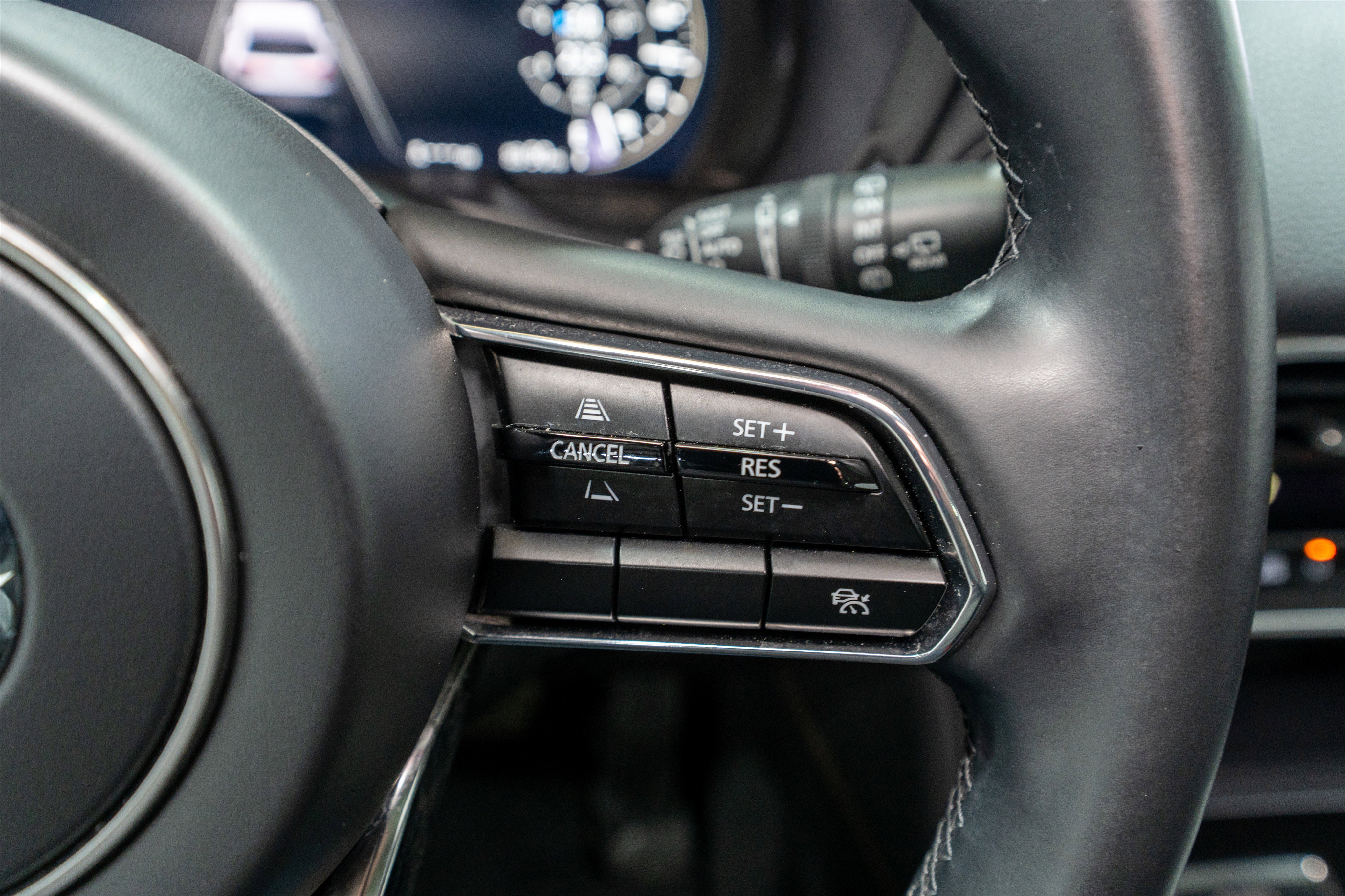 Used 2024 MAZDA CX-90 Plug-In Hybrid w/ Premium Pkg image 26