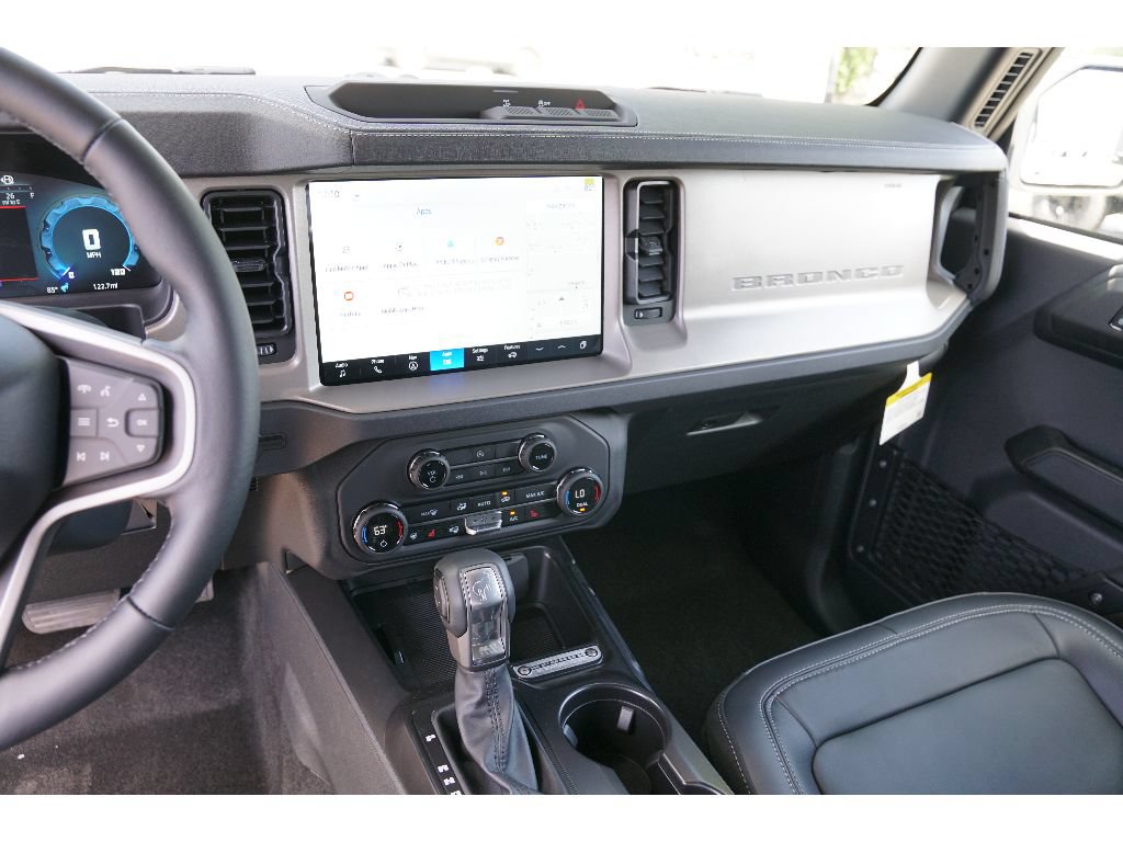 New 2026 Ford Bronco Outer Banks AWD/4WD image 10