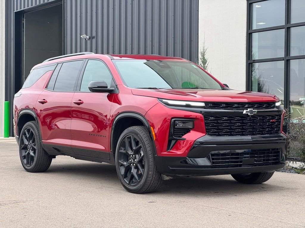 Used 2024 Chevrolet Traverse RS w/ LPO, Floor Liner Package image 4