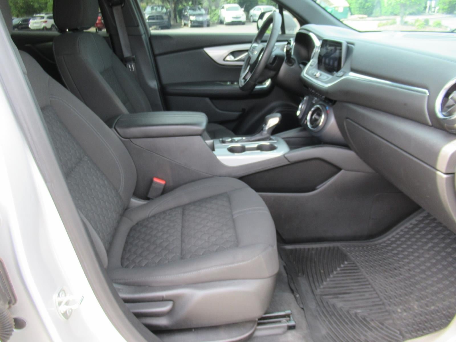 Used 2022 Chevrolet Blazer LT FWD image 10