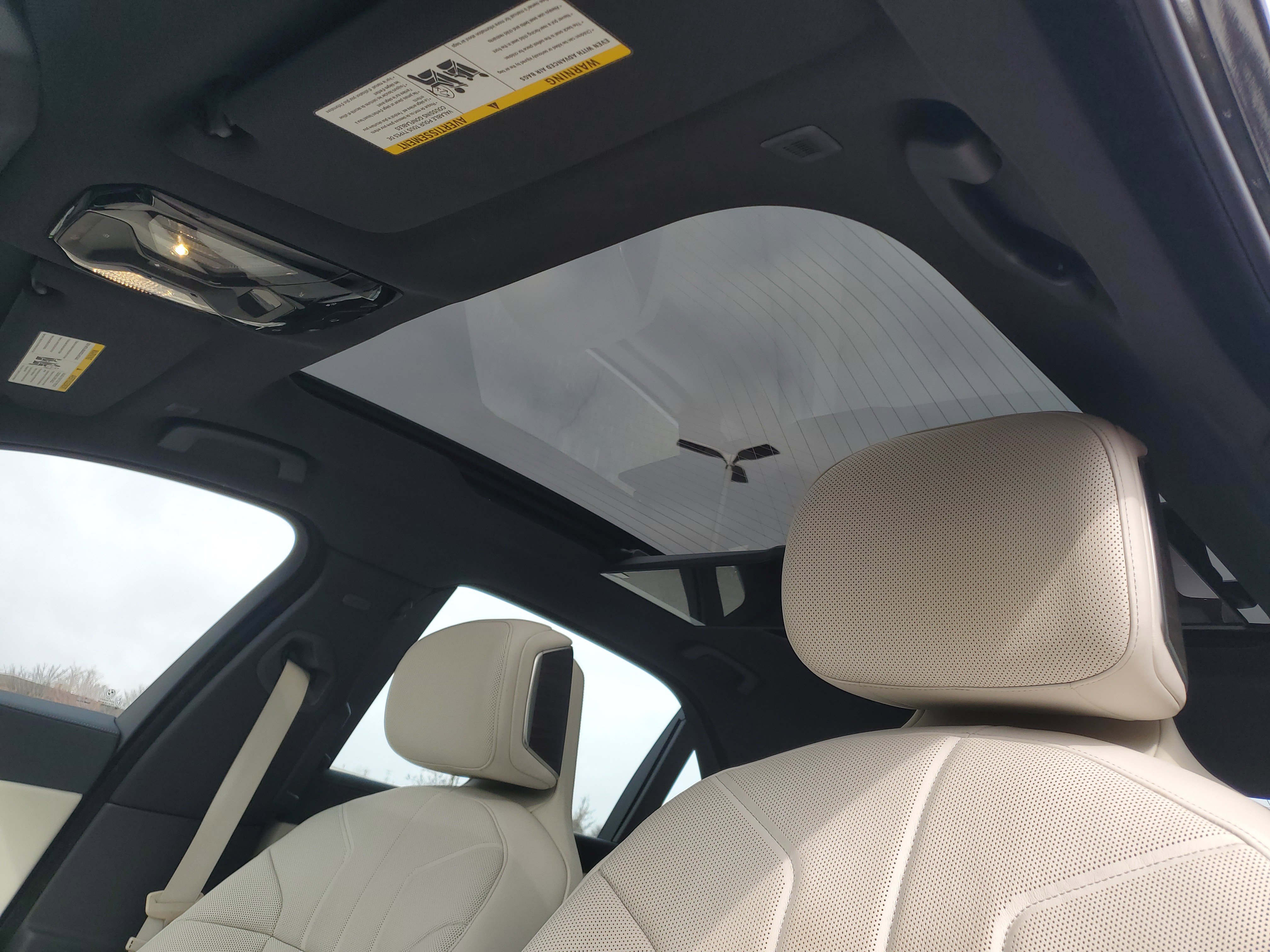 Certified 2023 BMW 760i xDrive w/ Executive Package image 8