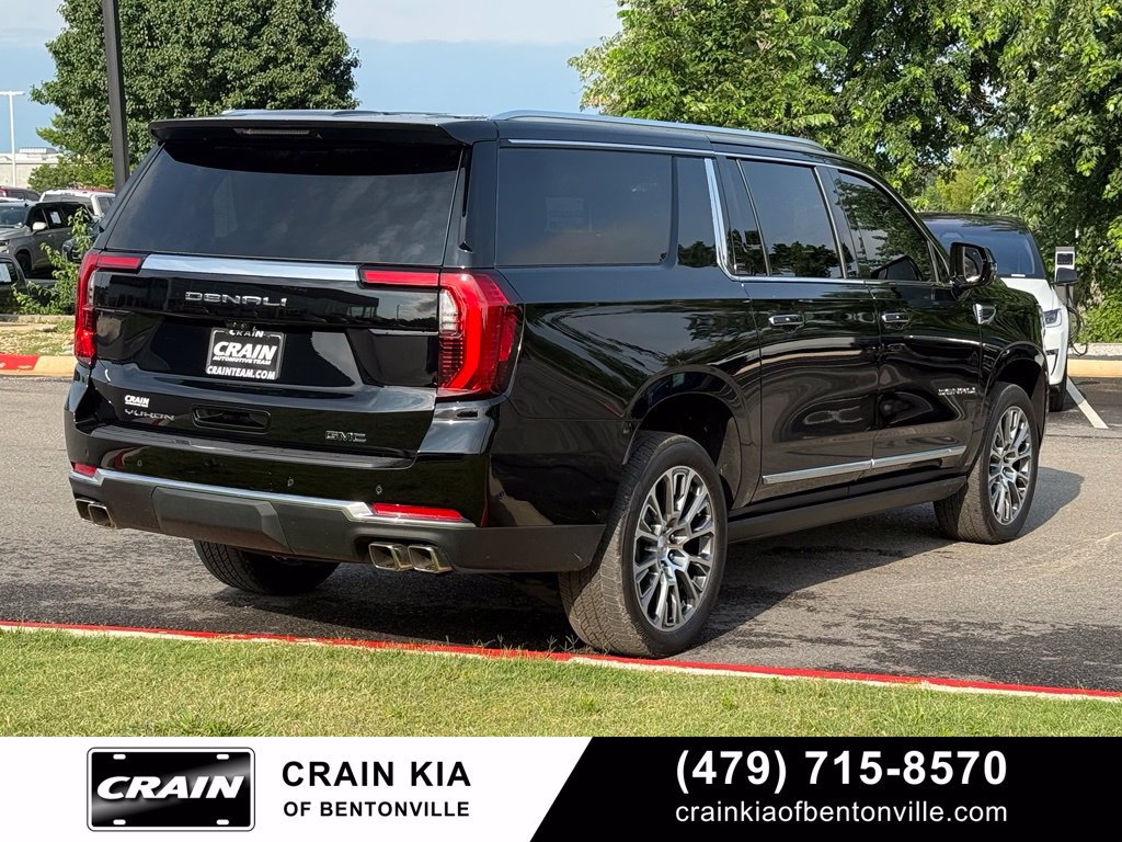Used 2026 GMC Yukon XL Denali w/ Denali Reserve Package AWD/4WD image 7