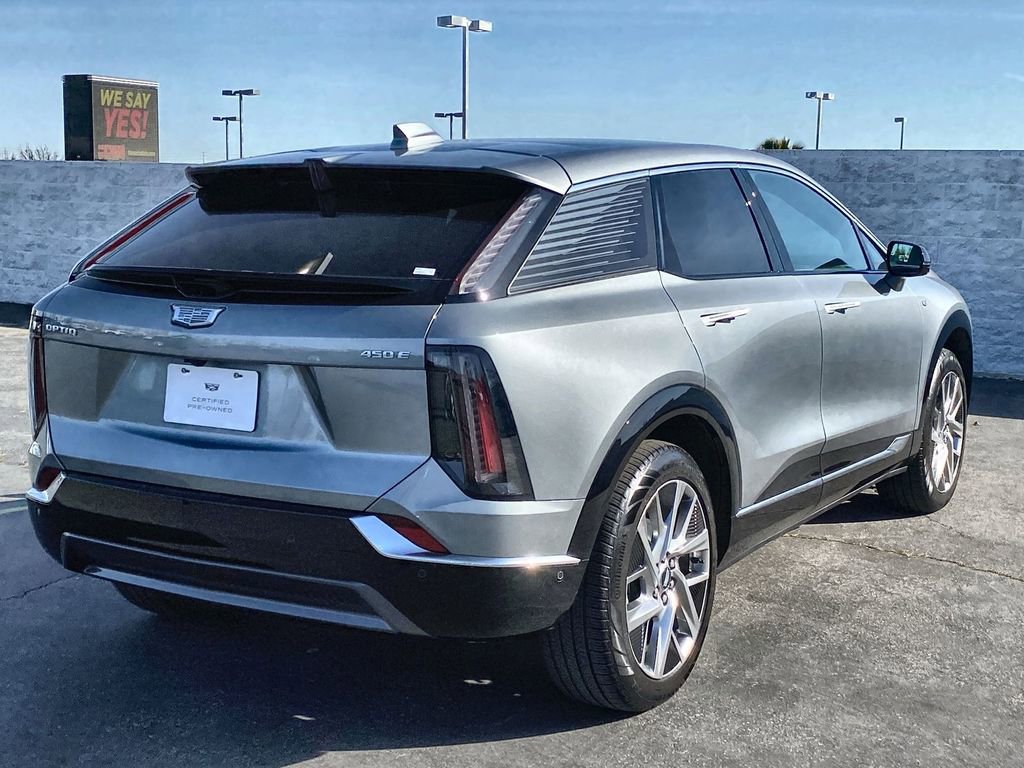 Used 2026 Cadillac Optiq Luxury 1 image 37