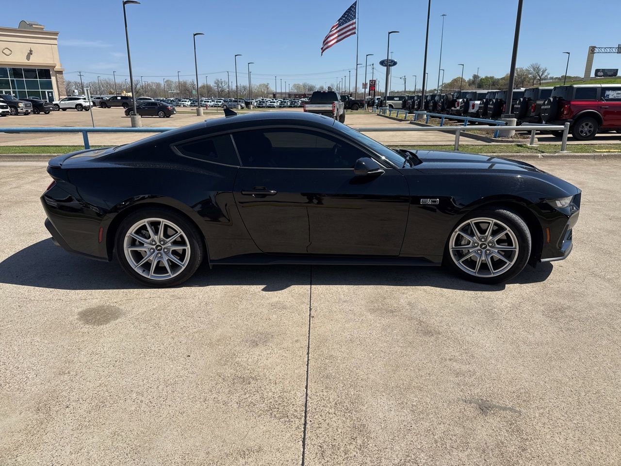 Used 2024 Ford Mustang GT Premium image 14