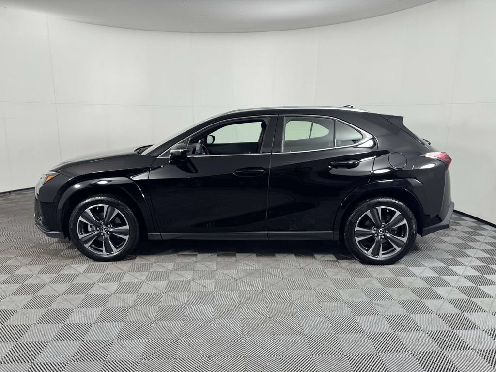 Used 2024 Lexus UX 250h AWD w/ Premium Package image 11